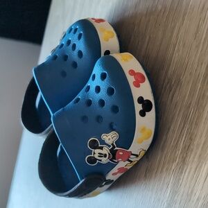 Baby mickey crocs